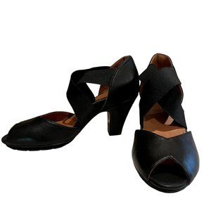 NWOT L'Amour Des Pieds Black Sheep Nappa Fanchone Heels 8.5 M